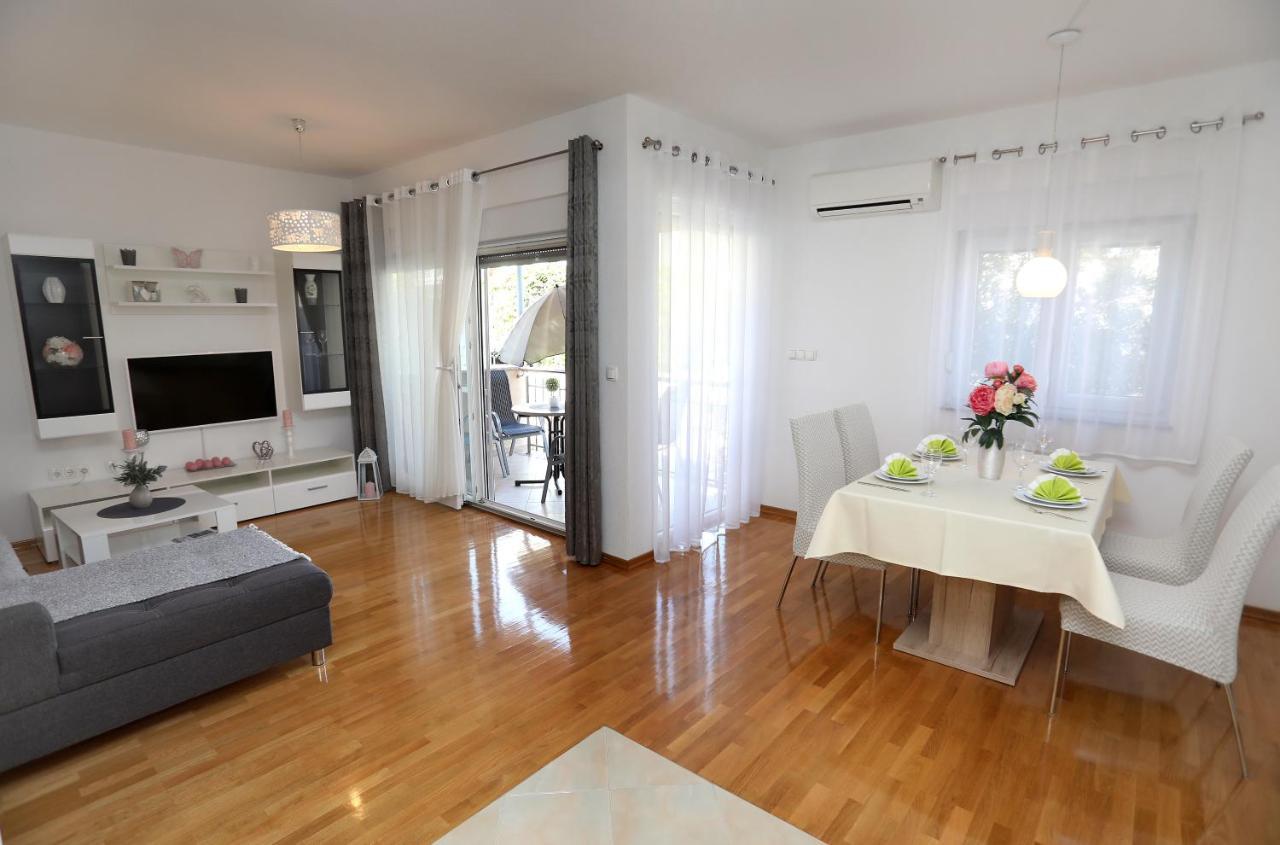 Apartmani Kolak Trogir Exterior foto