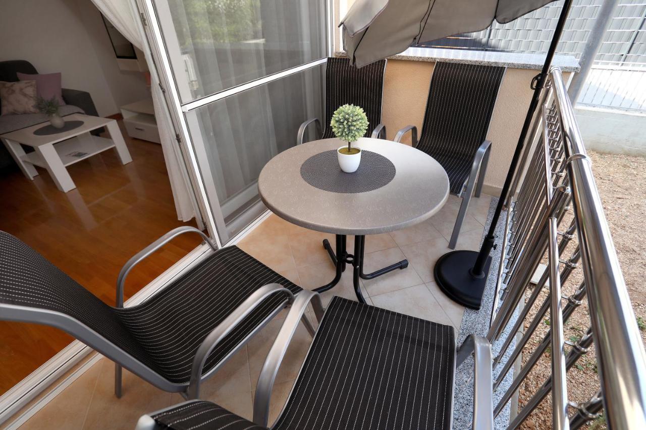 Apartmani Kolak Trogir Exterior foto