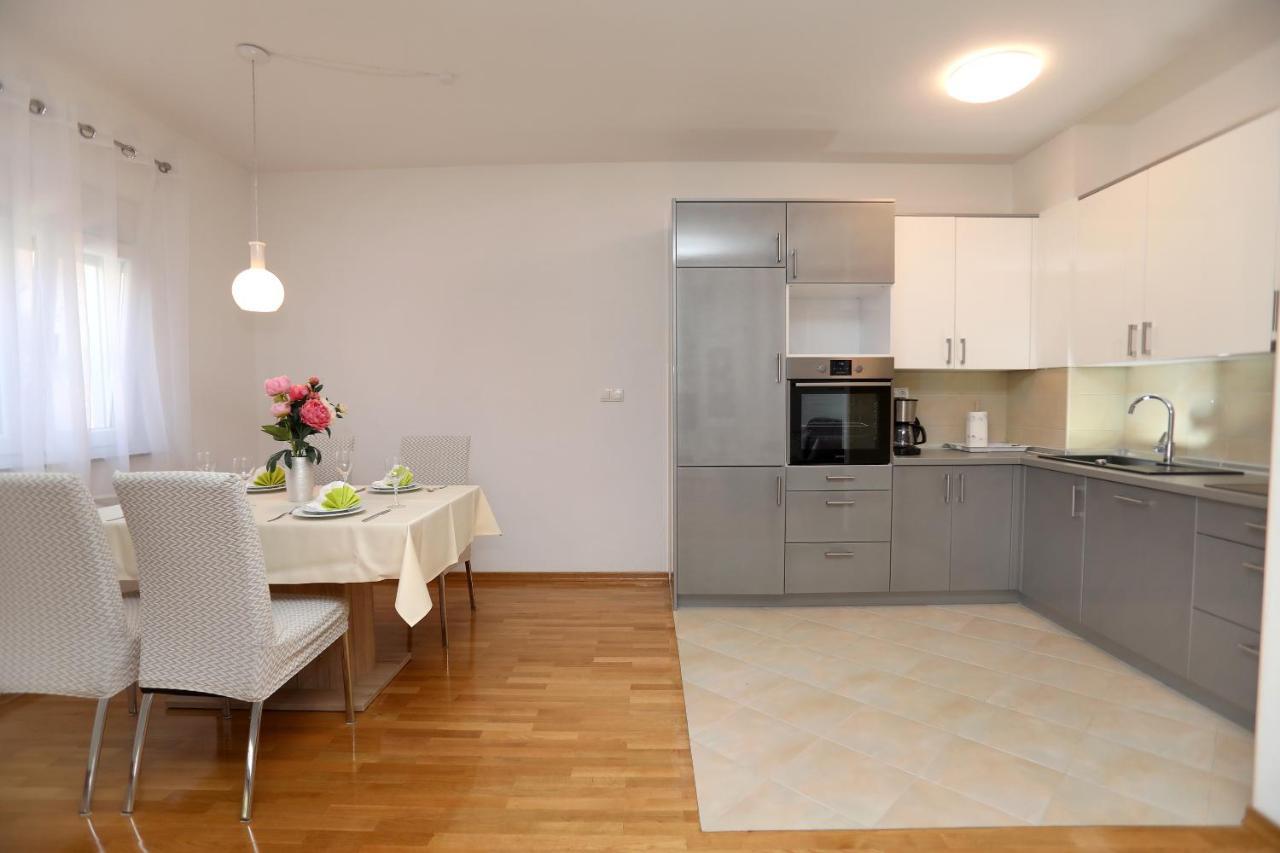 Apartmani Kolak Trogir Exterior foto