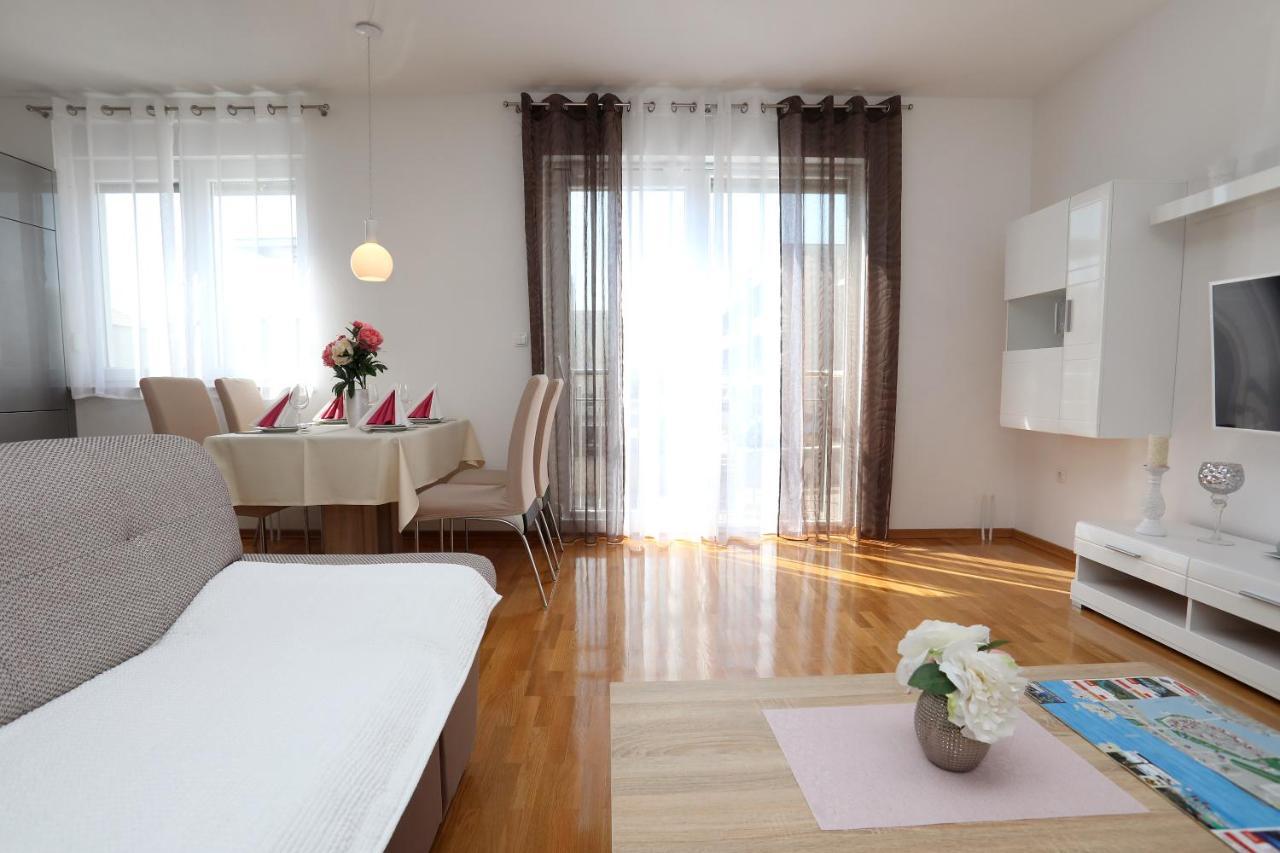 Apartmani Kolak Trogir Exterior foto