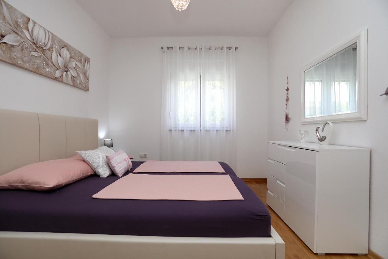 Apartmani Kolak Trogir Exterior foto