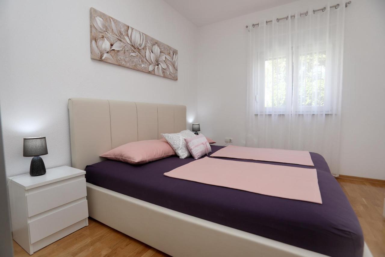 Apartmani Kolak Trogir Exterior foto