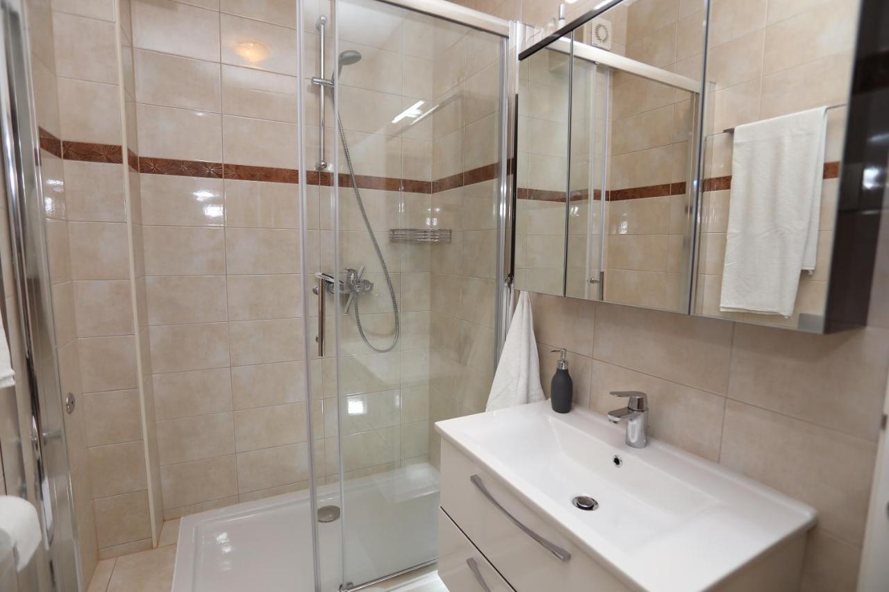 Apartmani Kolak Trogir Exterior foto