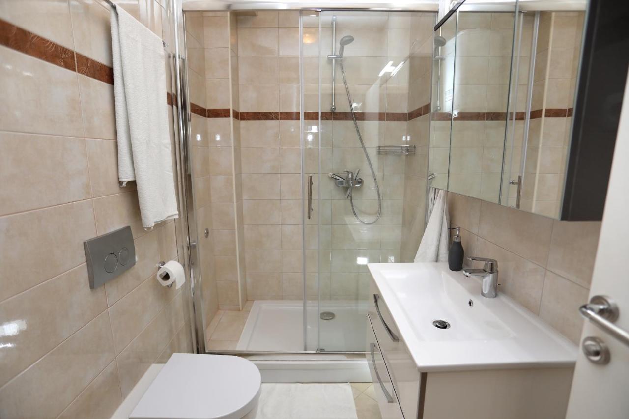 Apartmani Kolak Trogir Exterior foto